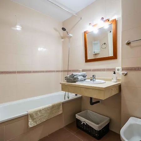 شقة View Challenge فوينخيرولا